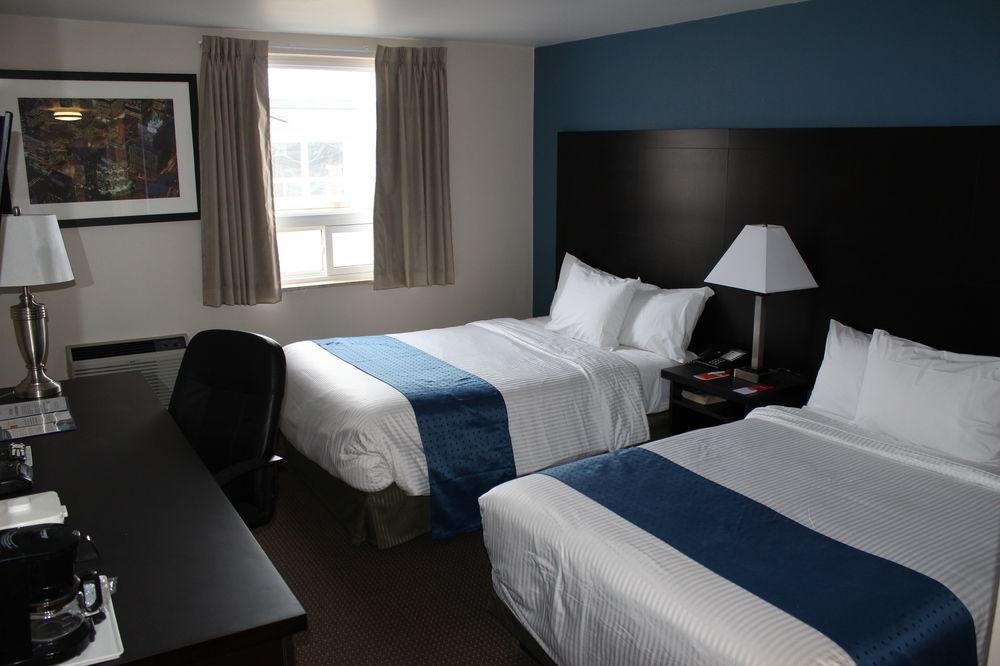 Econo Lodge Sudbury Bagian luar foto