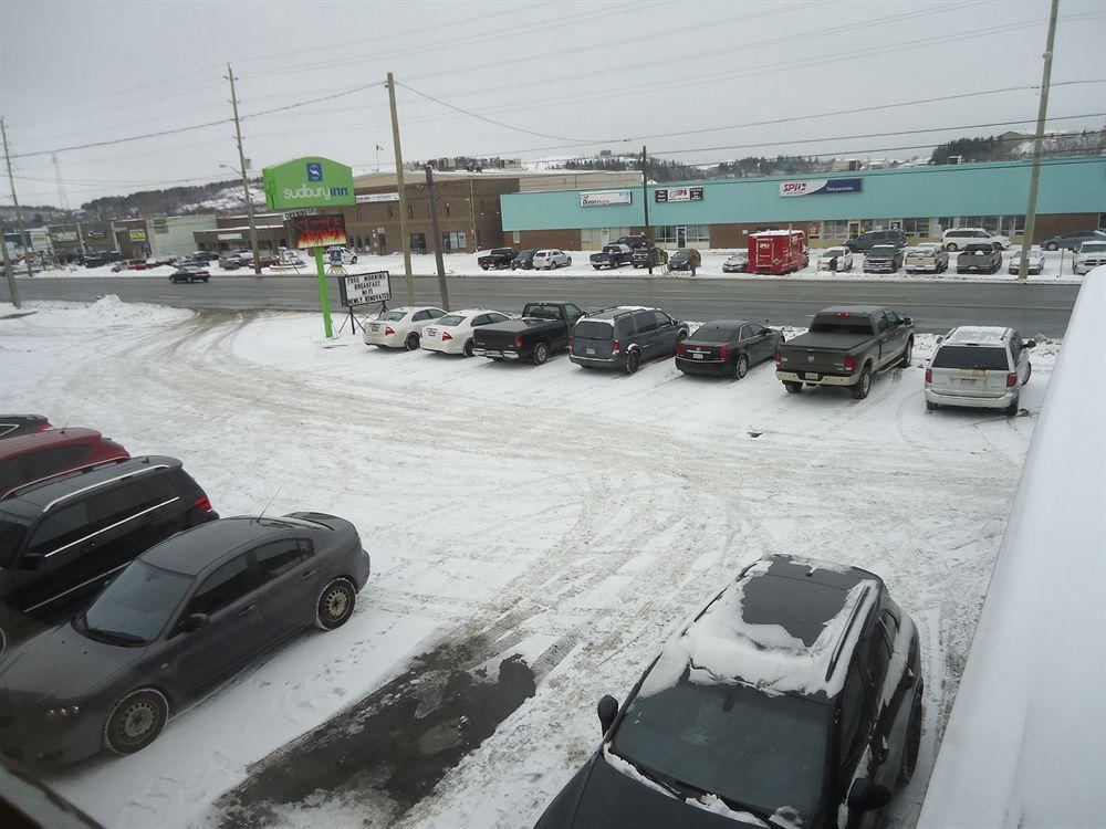 Econo Lodge Sudbury Bagian luar foto