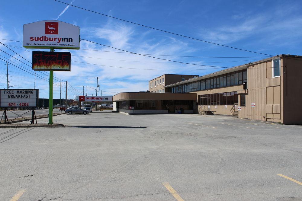 Econo Lodge Sudbury Bagian luar foto