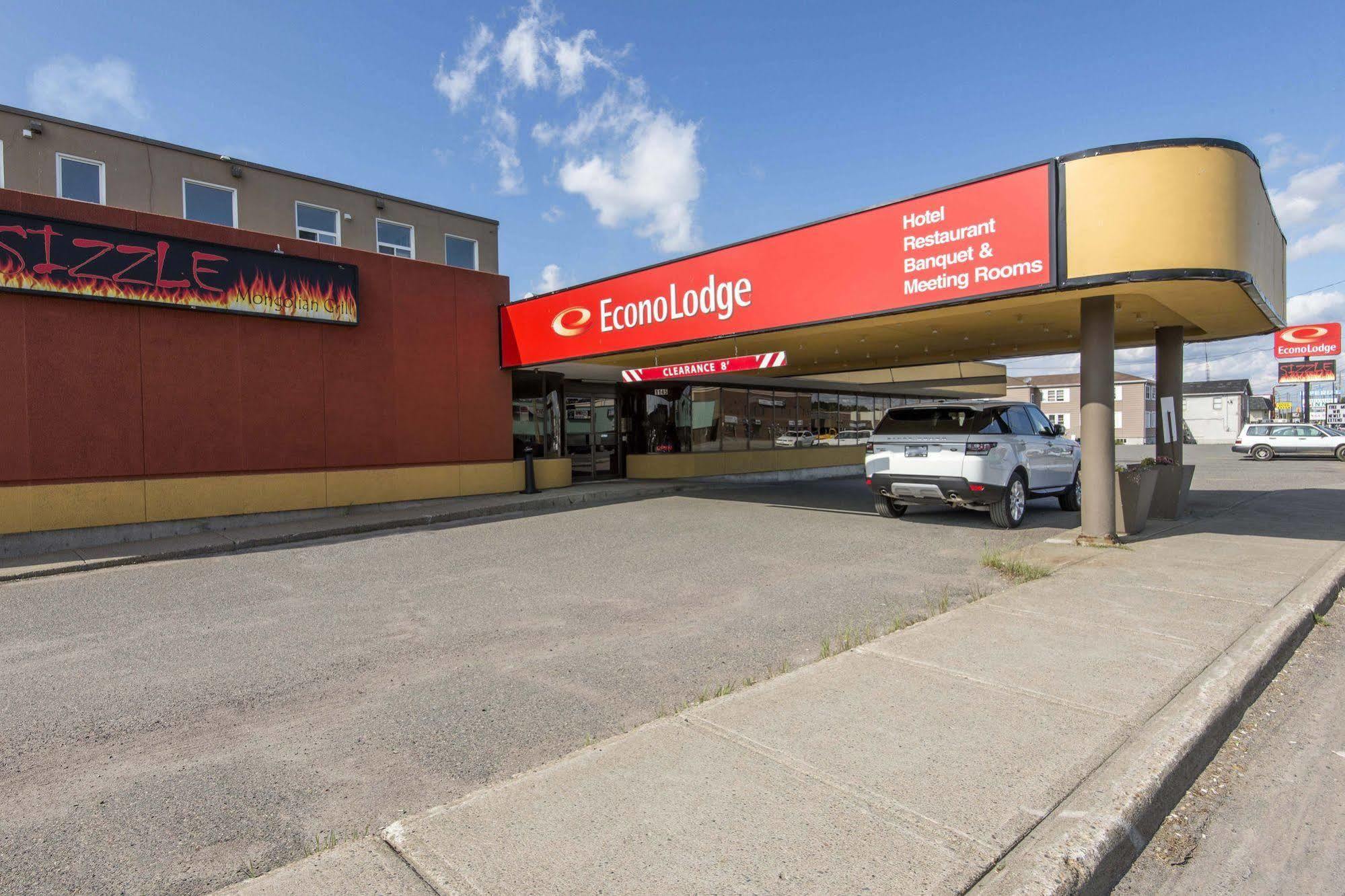 Econo Lodge Sudbury Bagian luar foto