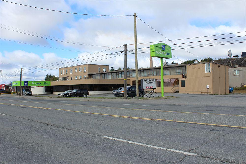Econo Lodge Sudbury Bagian luar foto
