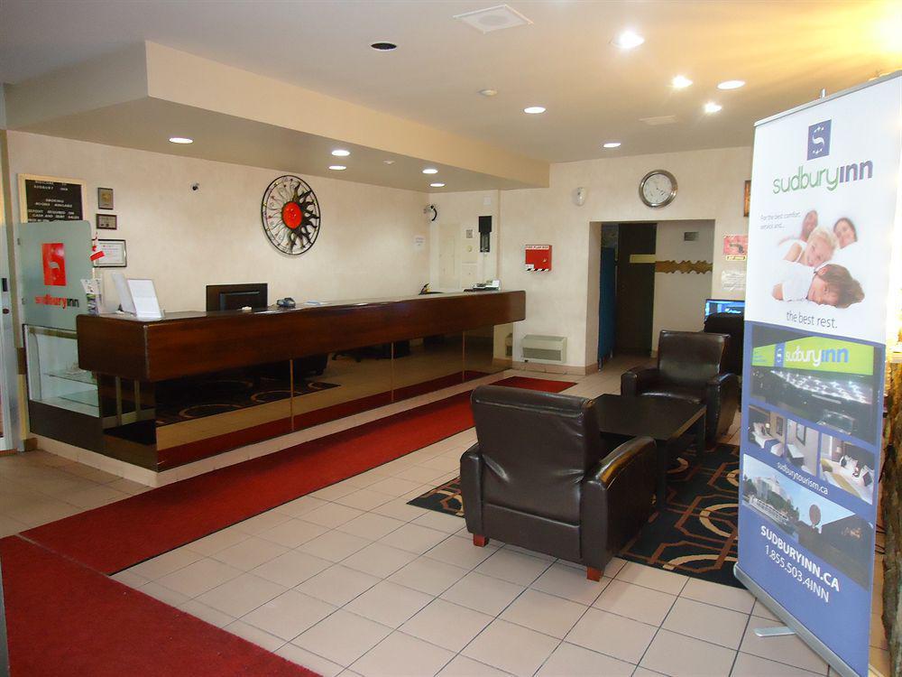 Econo Lodge Sudbury Bagian luar foto